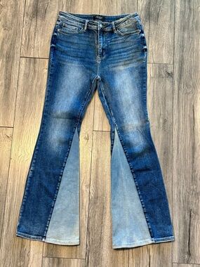 Judy Blue Flare Jeans Size 15/32 High Rise Color Block Panel Flare Stretch Denim